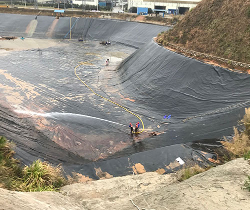 遵化废水池清理